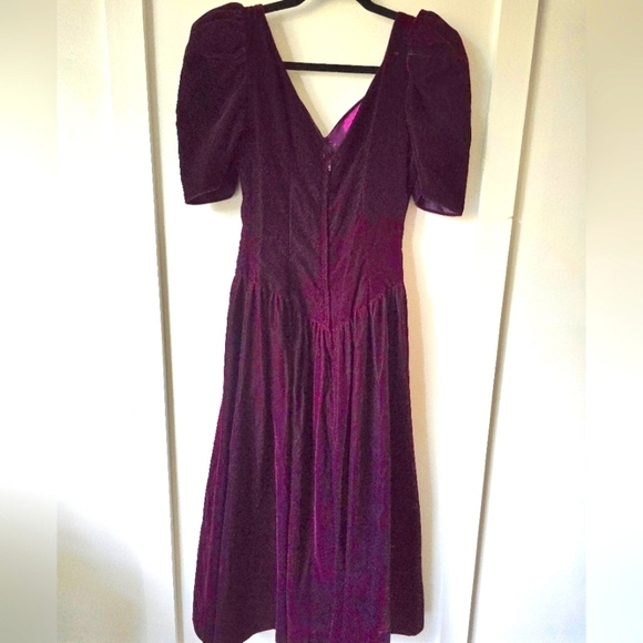 Vintage Alfred Angelo 80s Velvet Purple Dress USA Made 9 / 10 - Picture 4 of 6